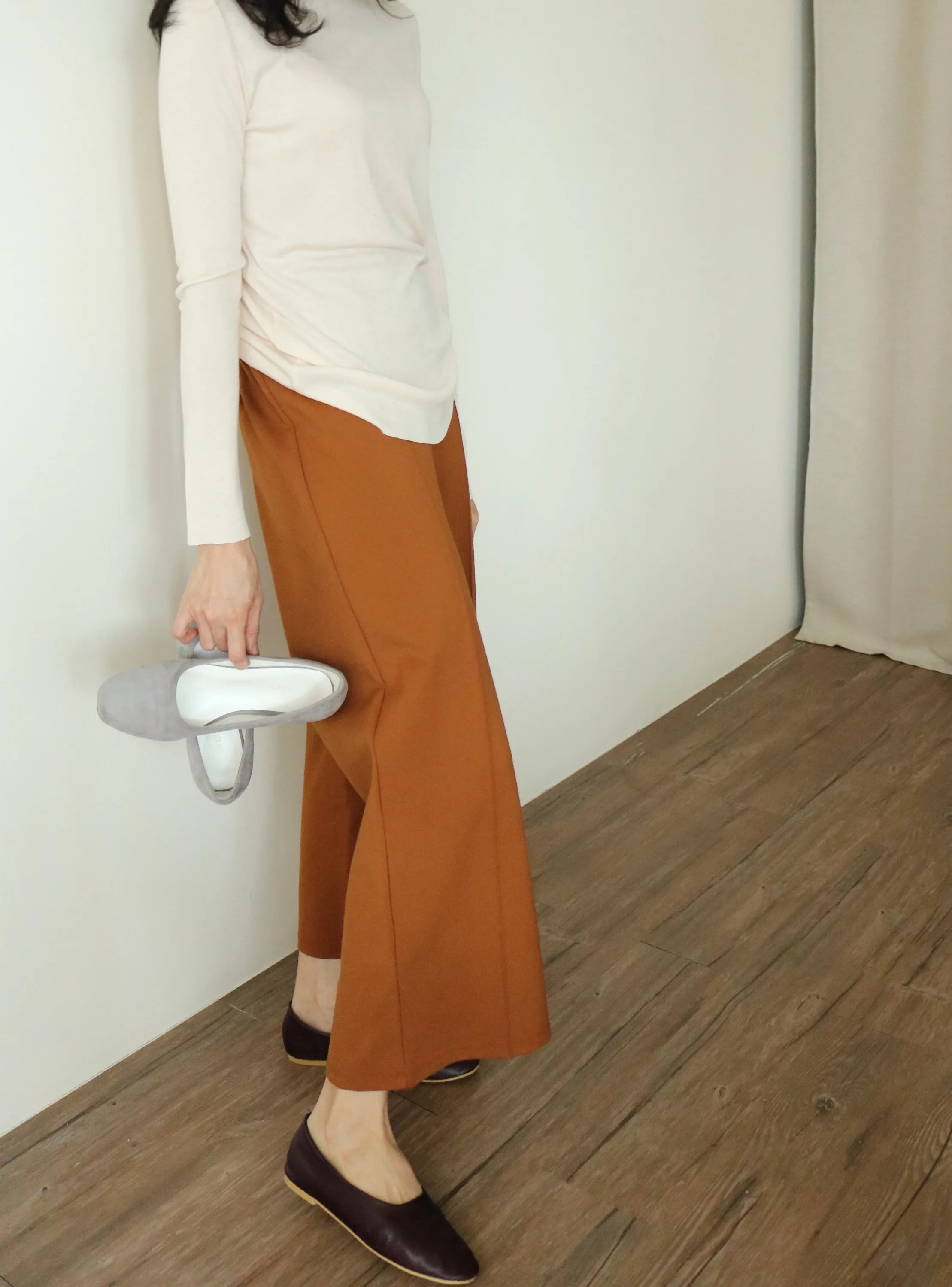 Avery tee -made in Korea