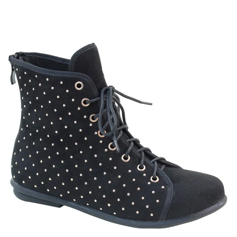 Chloe - Studded Suede Sneaker
