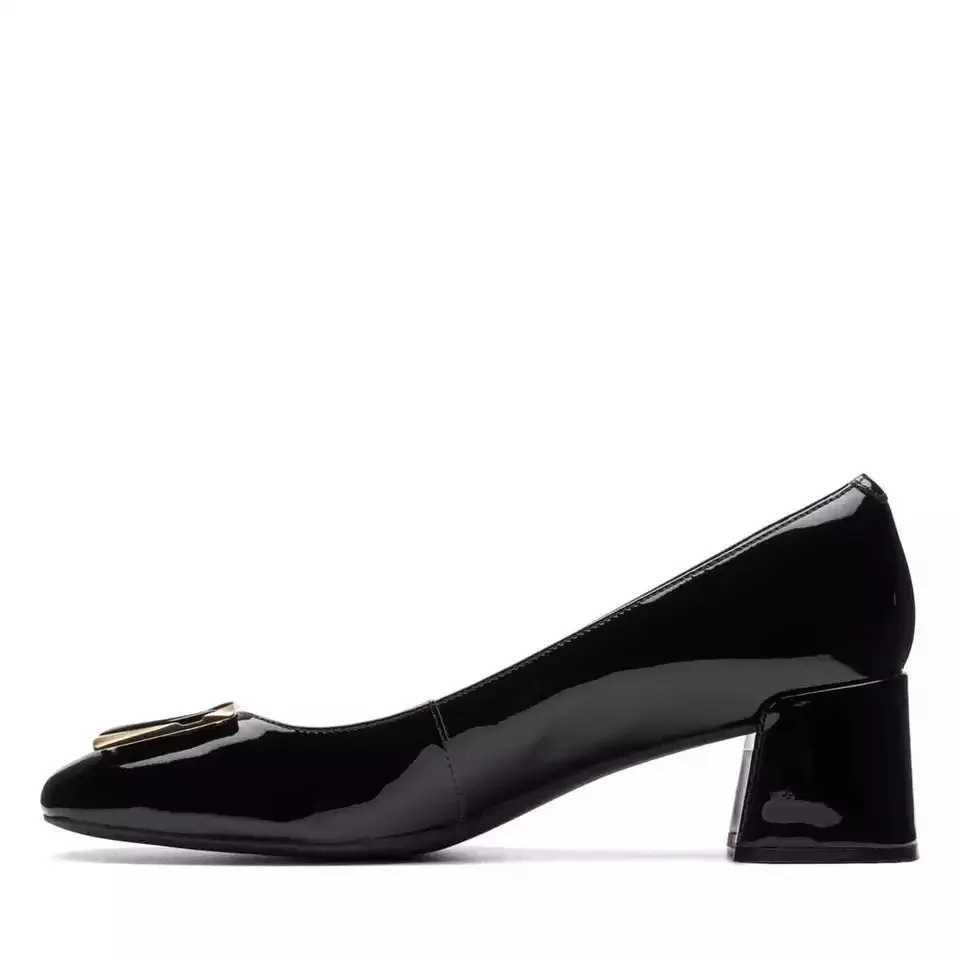Clarks Women's Nyta45 Jazz Black Patent Shoes 26174697
