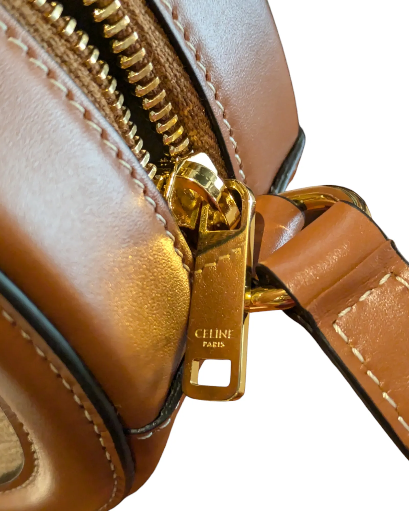 Cèline Canvas Calfskin Cuir Small Triomphe Oval Crossbody Purse