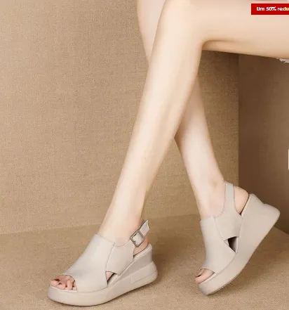Elena Sandal: Super Comfortable and Lightweight