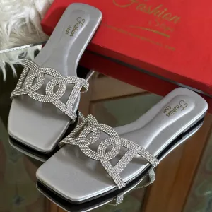 Fashion Charm Flat