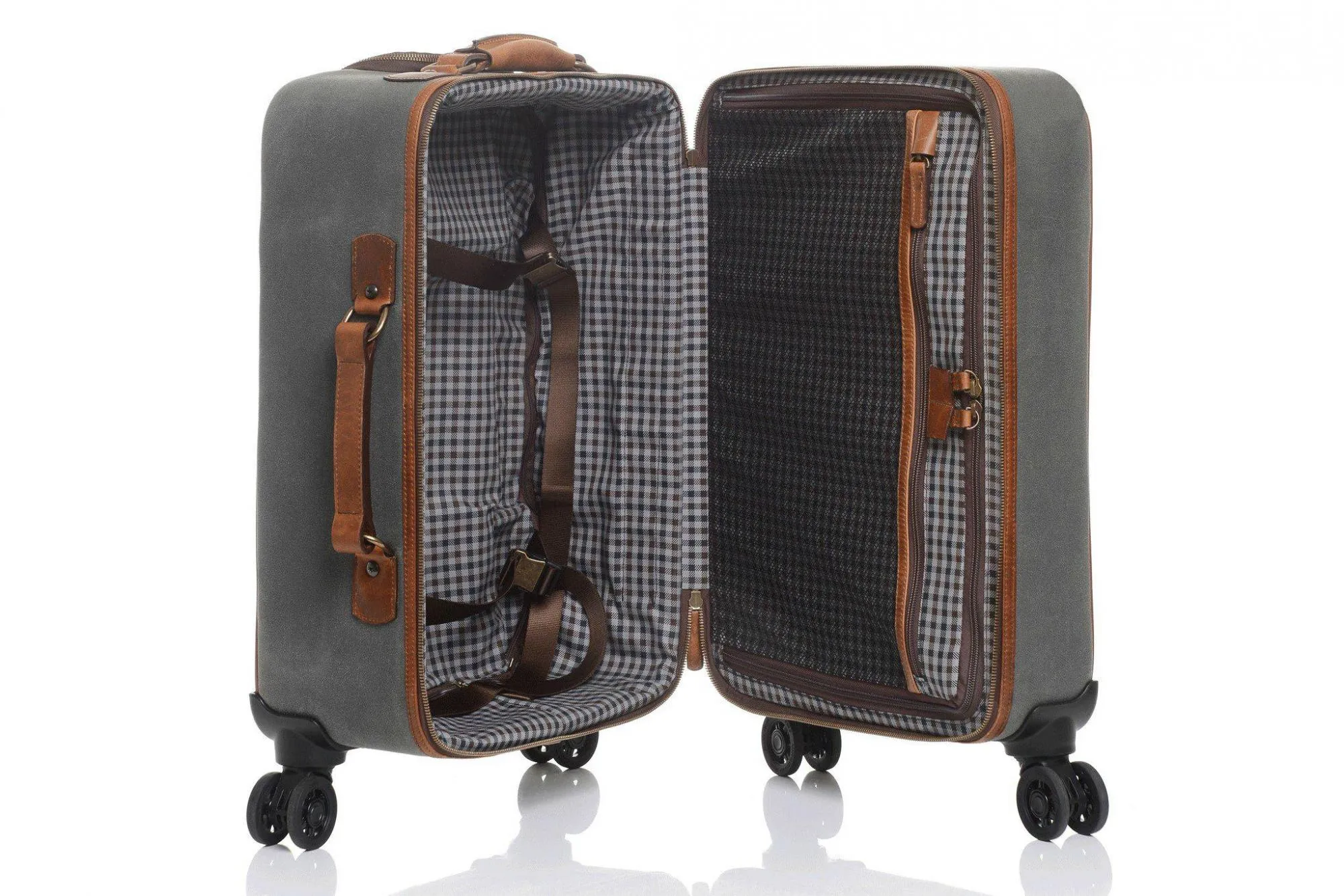 Korchmar Classics 22" Wheeled Carry-On