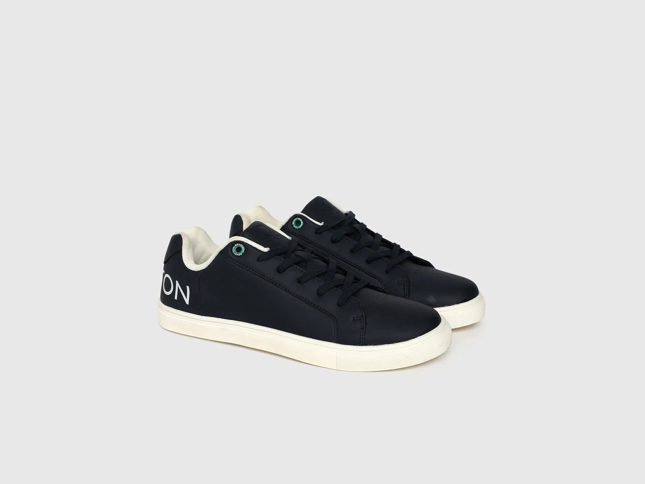 Men Solid Lace-up Sneakers