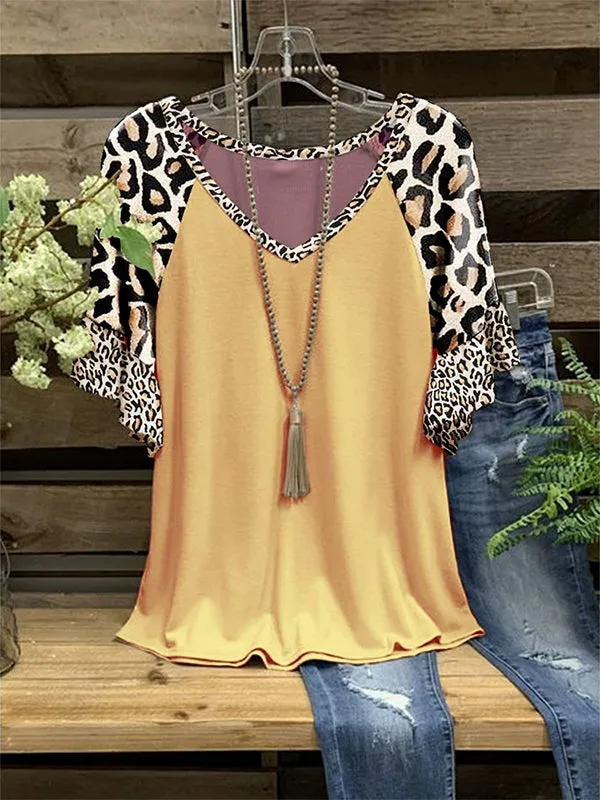 Printed V-Neck Ruffle Tee