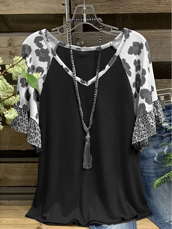 Printed V-Neck Ruffle Tee