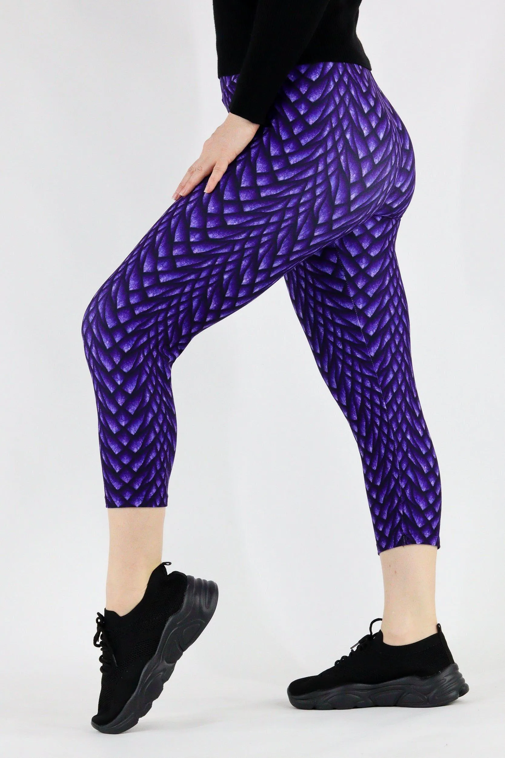 Purple Dragon - Casual Capri Leggings