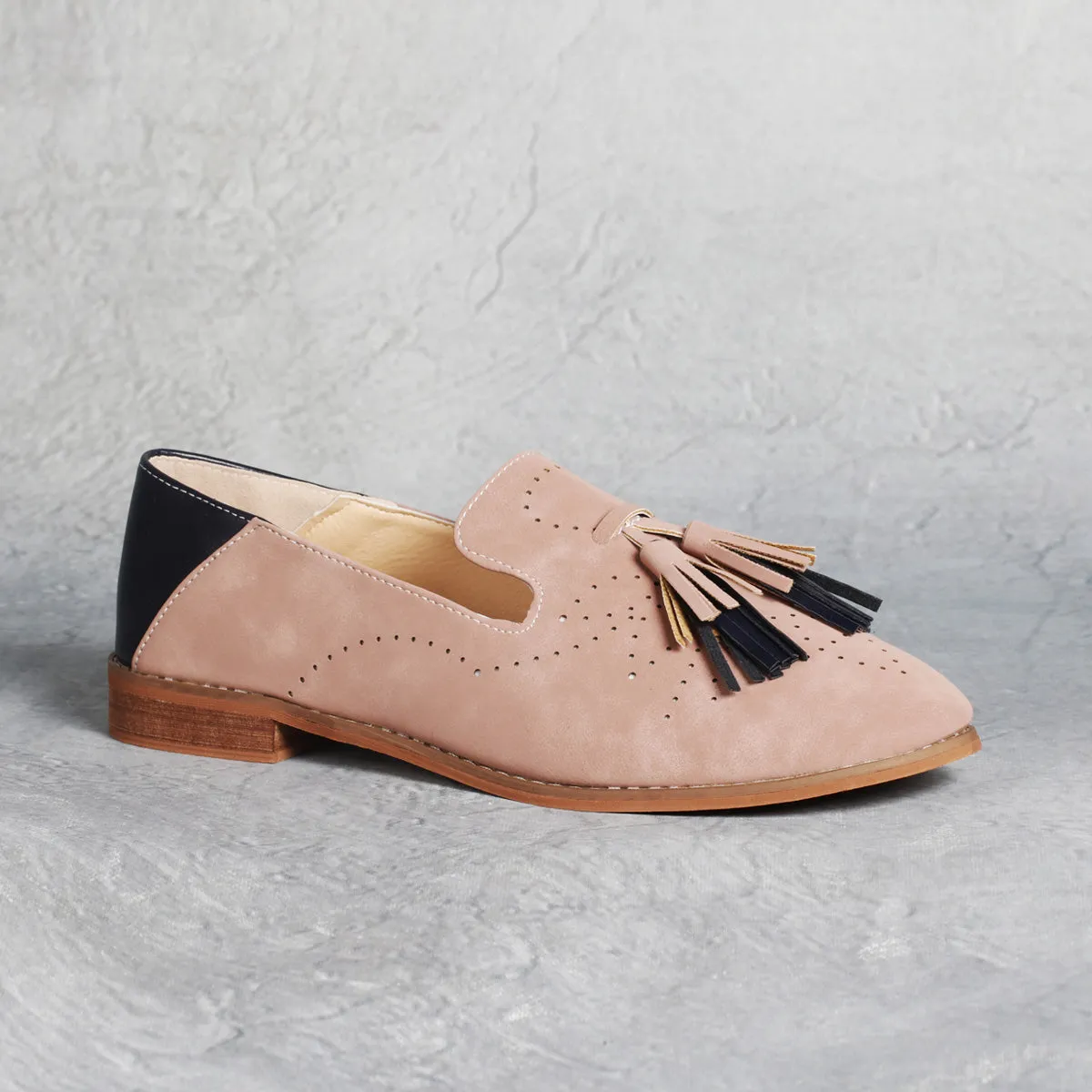 RXFSP New Shoes Perforated Tassel Fashion Ladies Shoes