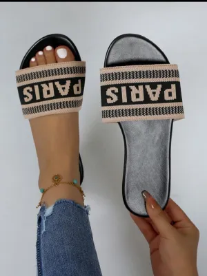 Women's Fashionable Flat Slippers For Outdoor Activities,2024 New Style
