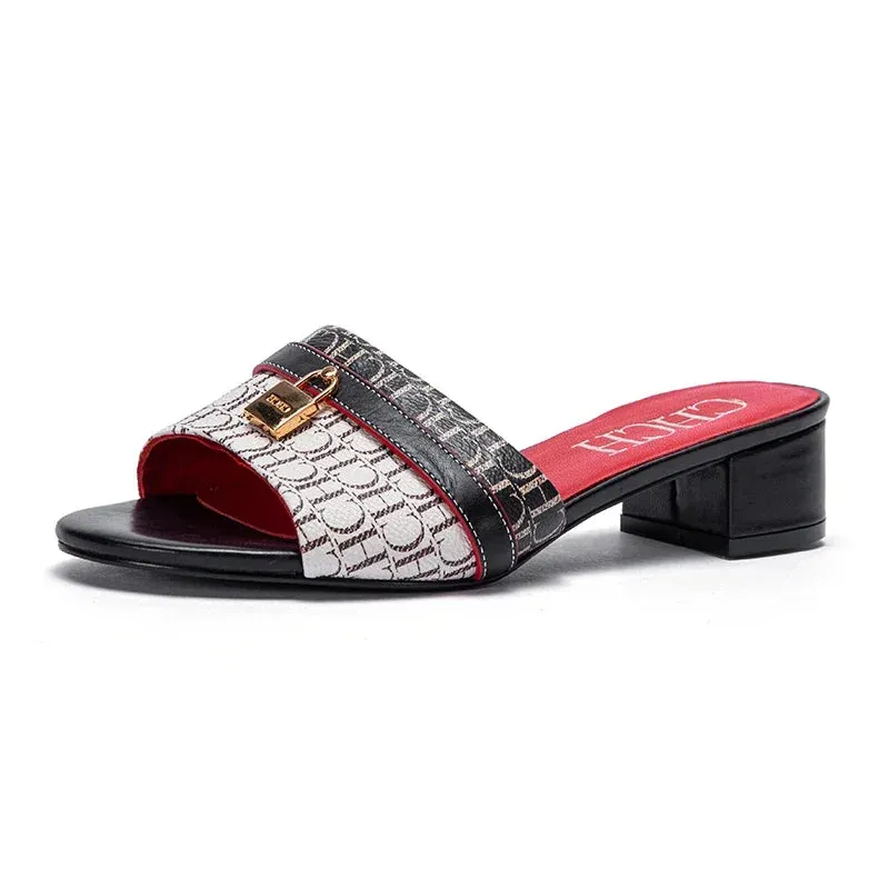 Women's Outdoor Sandals Simple and Comfortable Classic Style Fashion Summer Ladies Slippers Low Heel  Retro Versatile