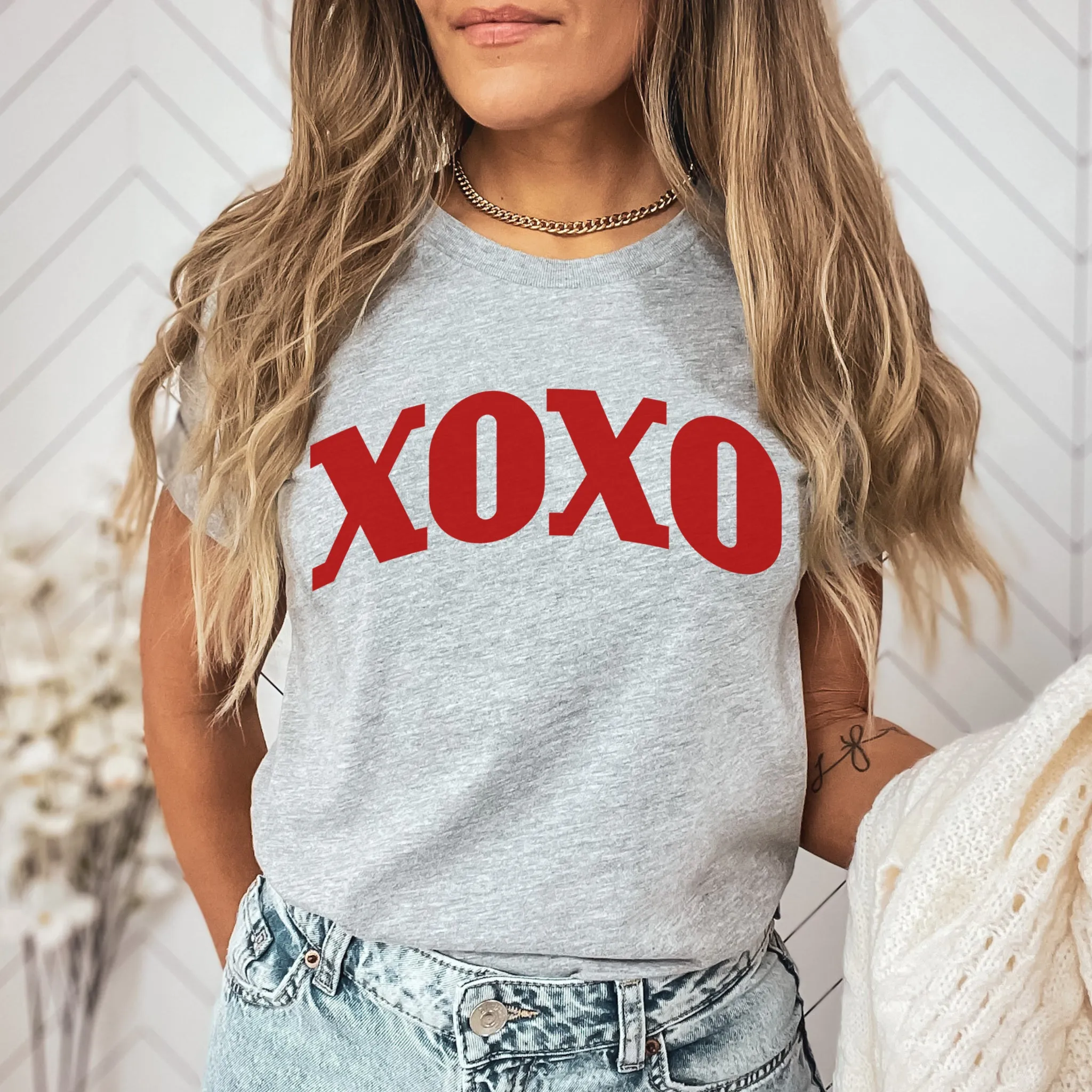 XOXO TEE